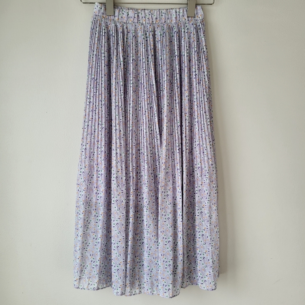 Floral Pleated Lavender Chiffon Midi Skirt